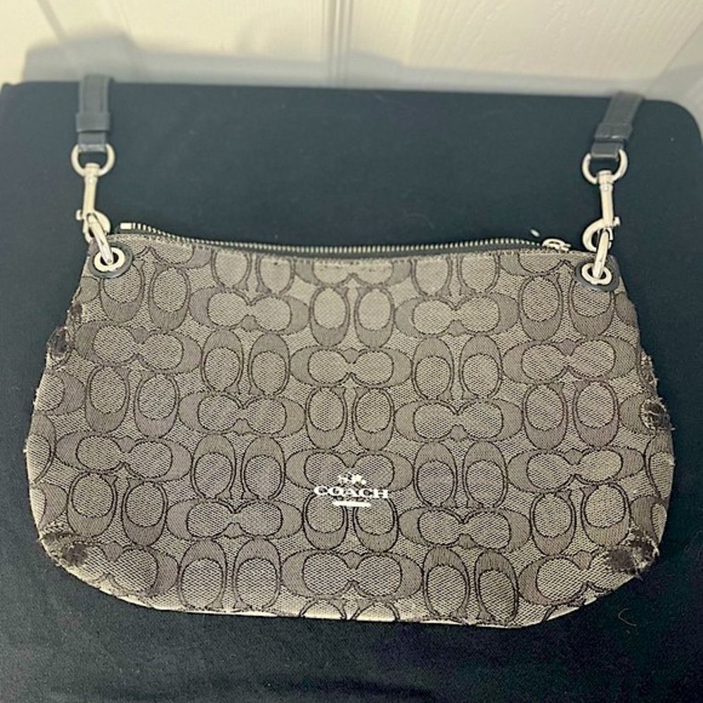 Coach Charley Signature Crossbody-F55663​​​ - Picture 2 of 16